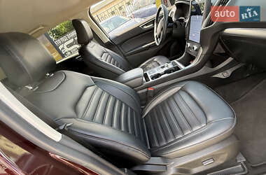 Внедорожник / Кроссовер Ford Edge 2022 в 
