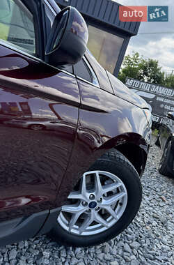 Внедорожник / Кроссовер Ford Edge 2022 в 