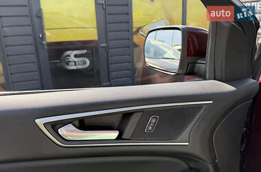 Внедорожник / Кроссовер Ford Edge 2022 в 