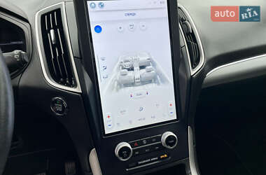 Внедорожник / Кроссовер Ford Edge 2022 в 