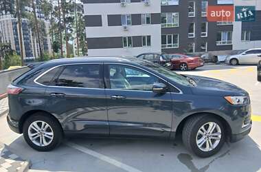 Внедорожник / Кроссовер Ford Edge 2018 в 