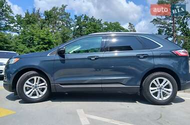 Внедорожник / Кроссовер Ford Edge 2018 в 
