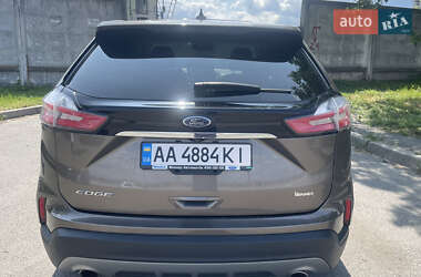 Внедорожник / Кроссовер Ford Edge 2019 в 