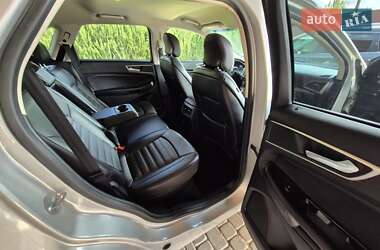 Внедорожник / Кроссовер Ford Edge 2018 в 
