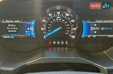Внедорожник / Кроссовер Ford Edge 2018 в 