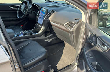 Внедорожник / Кроссовер Ford Edge 2021 в 