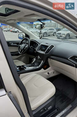 Внедорожник / Кроссовер Ford Edge 2017 в 