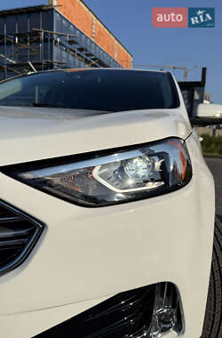 Внедорожник / Кроссовер Ford Edge 2019 в 