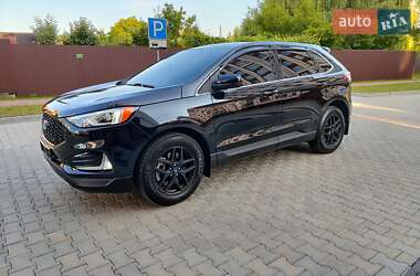 Внедорожник / Кроссовер Ford Edge 2021 в 