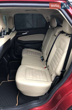 Внедорожник / Кроссовер Ford Edge 2015 в 