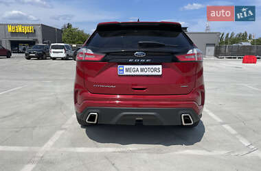 Внедорожник / Кроссовер Ford Edge 2022 в 