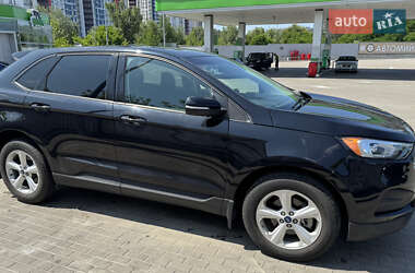 Внедорожник / Кроссовер Ford Edge 2019 в 
