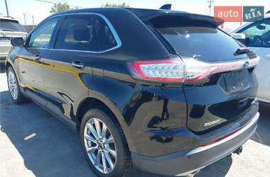 Внедорожник / Кроссовер Ford Edge 2017 в 
