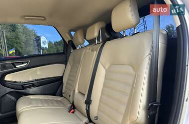 Внедорожник / Кроссовер Ford Edge 2017 в 