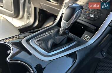 Внедорожник / Кроссовер Ford Edge 2017 в 