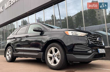 Внедорожник / Кроссовер Ford Edge 2019 в 