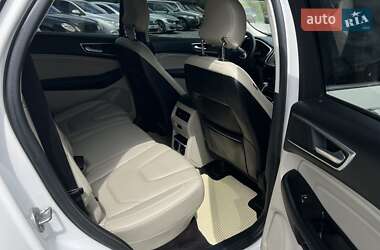 Внедорожник / Кроссовер Ford Edge 2016 в 