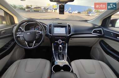 Внедорожник / Кроссовер Ford Edge 2018 в 