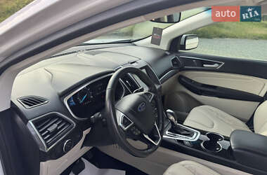 Внедорожник / Кроссовер Ford Edge 2015 в 
