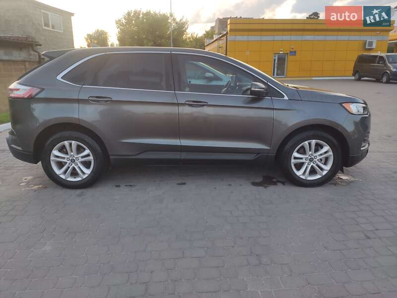 Внедорожник / Кроссовер Ford Edge 2019 в Сарнах