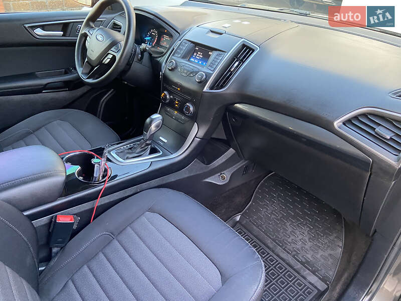 Внедорожник / Кроссовер Ford Edge 2016 в Владимире