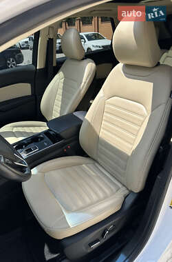 Внедорожник / Кроссовер Ford Edge 2019 в 