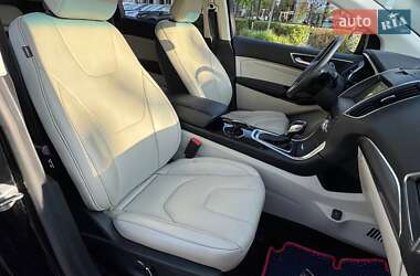 Внедорожник / Кроссовер Ford Edge 2018 в 