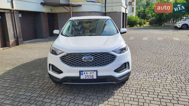 Внедорожник / Кроссовер Ford Edge 2023 в 
