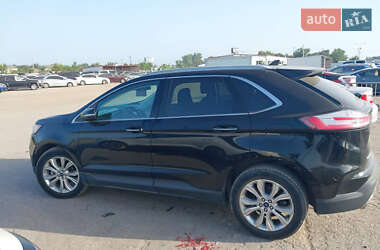 Внедорожник / Кроссовер Ford Edge 2020 в 