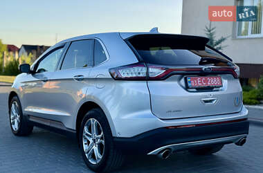 Внедорожник / Кроссовер Ford Edge 2017 в 