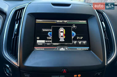 Внедорожник / Кроссовер Ford Edge 2017 в 