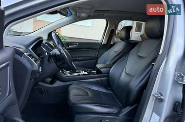 Внедорожник / Кроссовер Ford Edge 2017 в 