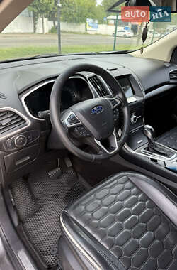 Внедорожник / Кроссовер Ford Edge 2016 в 