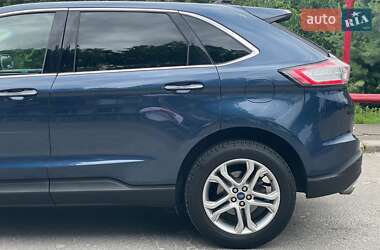 Внедорожник / Кроссовер Ford Edge 2017 в 