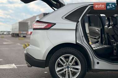 Внедорожник / Кроссовер Ford Edge 2017 в 