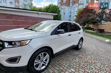 Внедорожник / Кроссовер Ford Edge 2017 в 