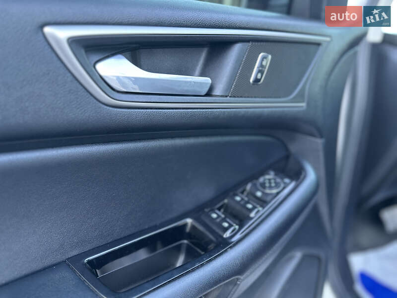 Внедорожник / Кроссовер Ford Edge 2016 в Львове