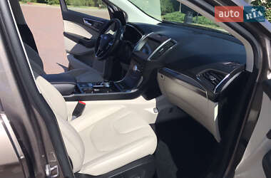 Внедорожник / Кроссовер Ford Edge 2019 в 