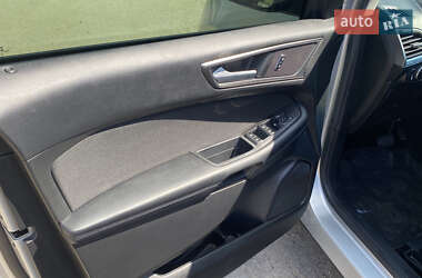 Внедорожник / Кроссовер Ford Edge 2018 в 