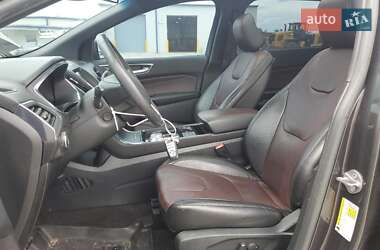 Внедорожник / Кроссовер Ford Edge 2020 в 