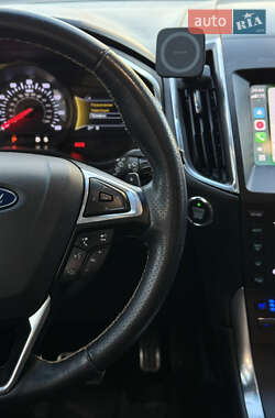 Внедорожник / Кроссовер Ford Edge 2019 в 