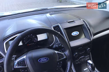 Внедорожник / Кроссовер Ford Edge 2018 в 