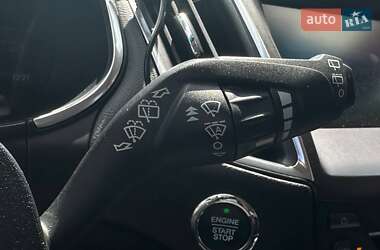 Внедорожник / Кроссовер Ford Edge 2015 в 