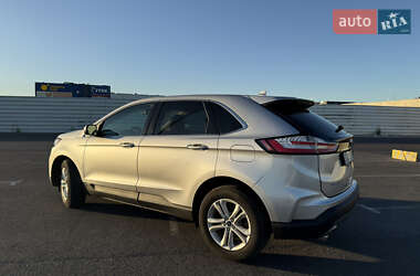 Внедорожник / Кроссовер Ford Edge 2019 в 