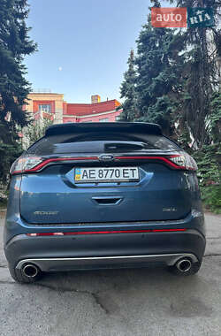 Внедорожник / Кроссовер Ford Edge 2018 в 
