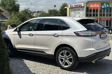 Позашляховик / Кросовер Ford Edge 2018 в 