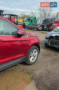Внедорожник / Кроссовер Ford Edge 2018 в 
