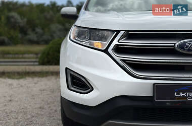 Внедорожник / Кроссовер Ford Edge 2017 в 