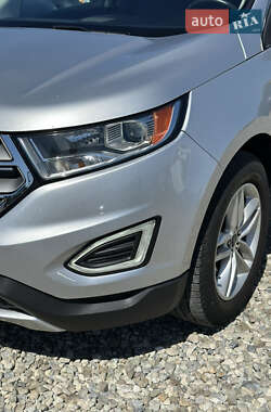 Внедорожник / Кроссовер Ford Edge 2016 в 
