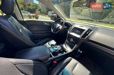 Внедорожник / Кроссовер Ford Edge 2019 в 